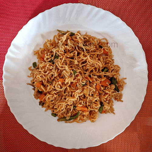 Chilli Garlic Maggi Recipe in Hindi